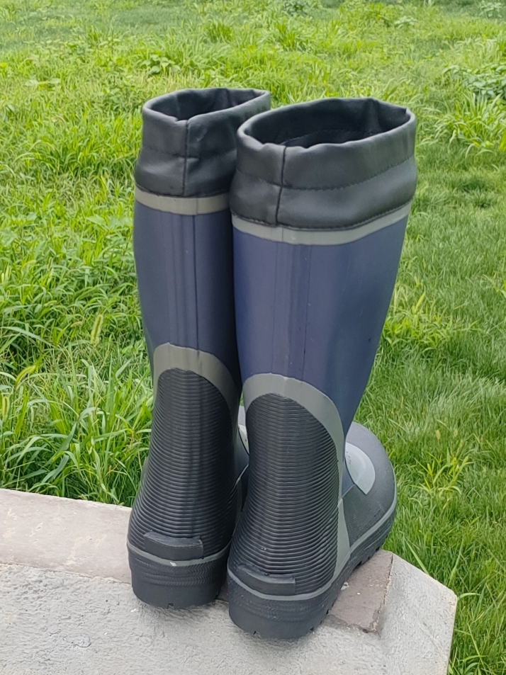 أحذية مطر رجالية عالية الساق م - مراجعة Fishing Boots وسعره